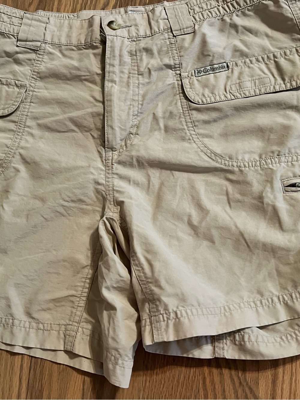 Women’s Columbia Beige Outdoor Shorts